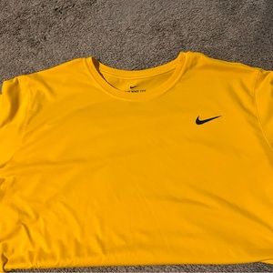 Men’s Nike Dri Fit T shirt